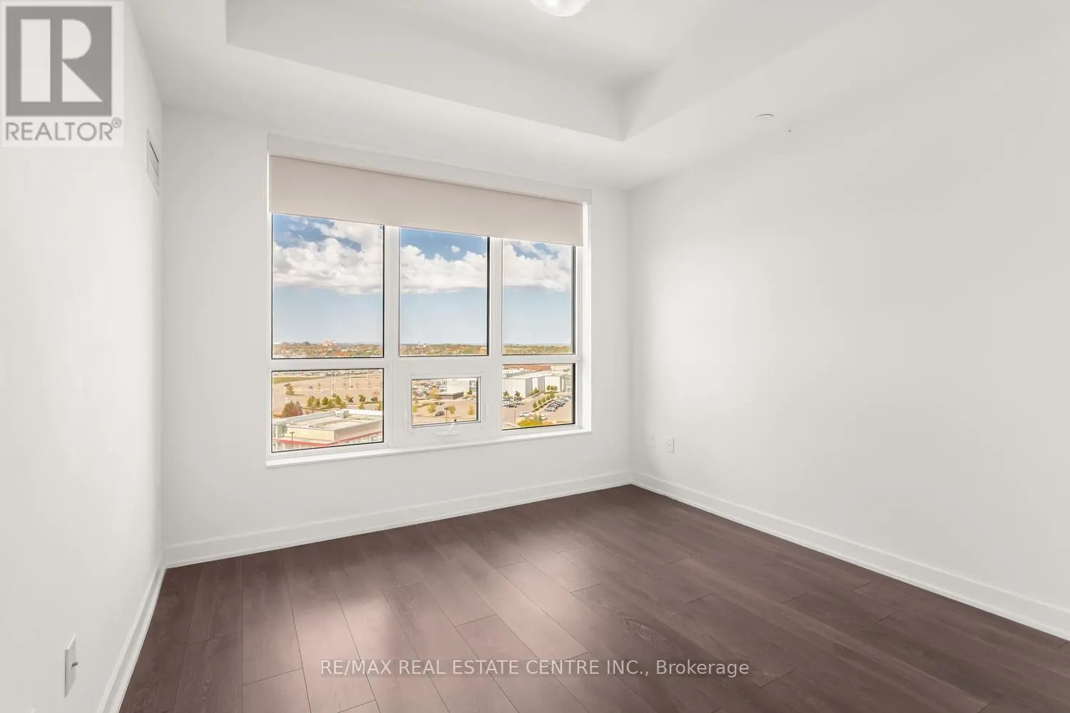 1009 - 4655 GLEN ERIN DRIVE E