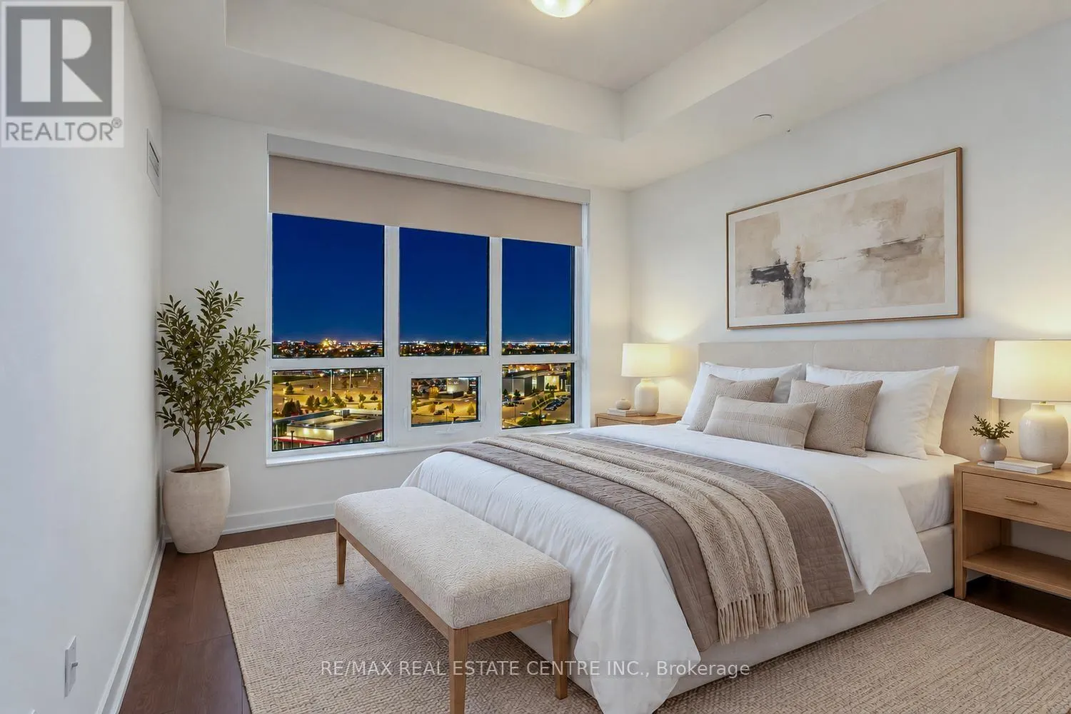 1009 - 4655 GLEN ERIN DRIVE E