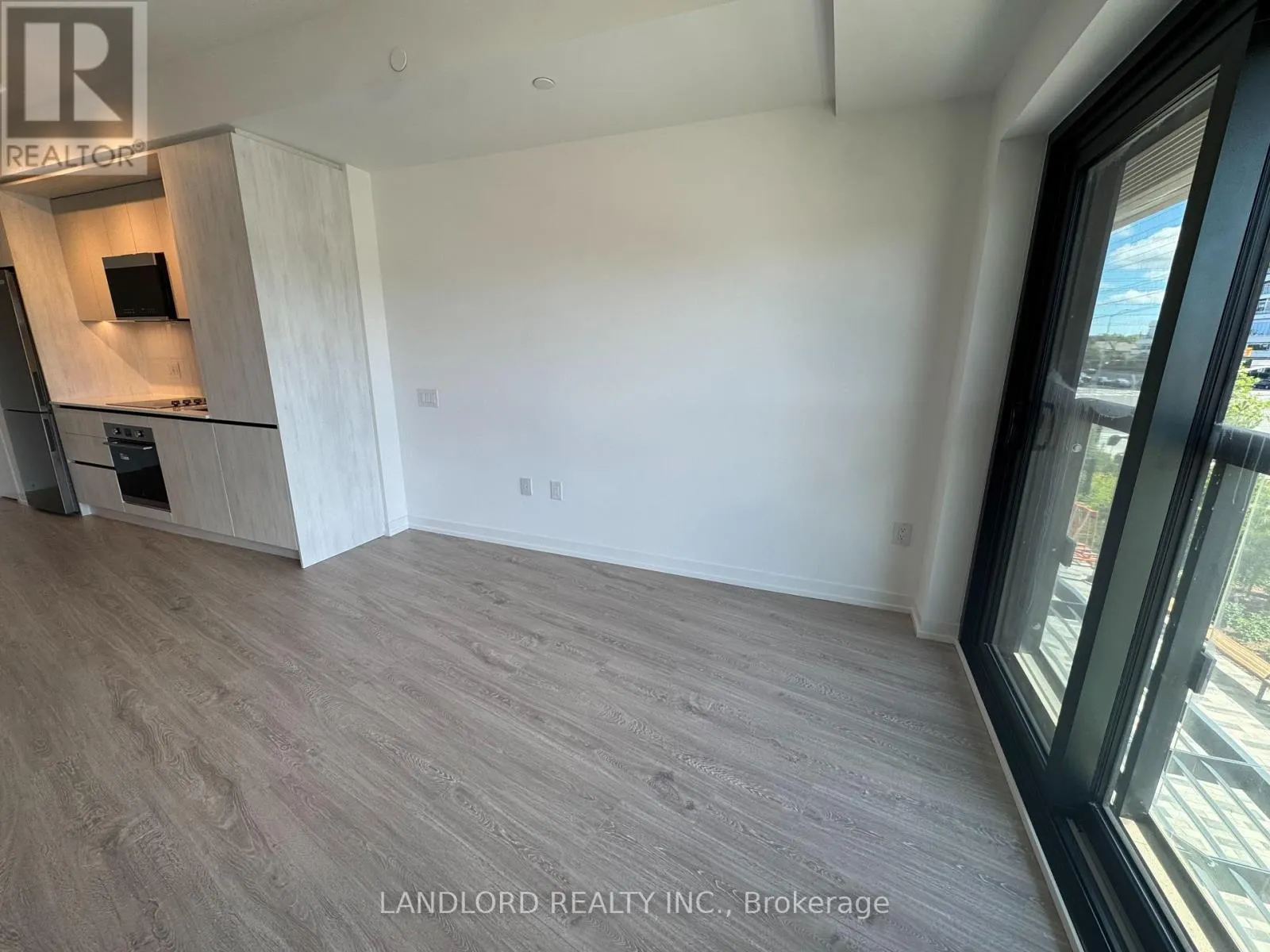 321 - 2485 EGLINTON AVENUE W