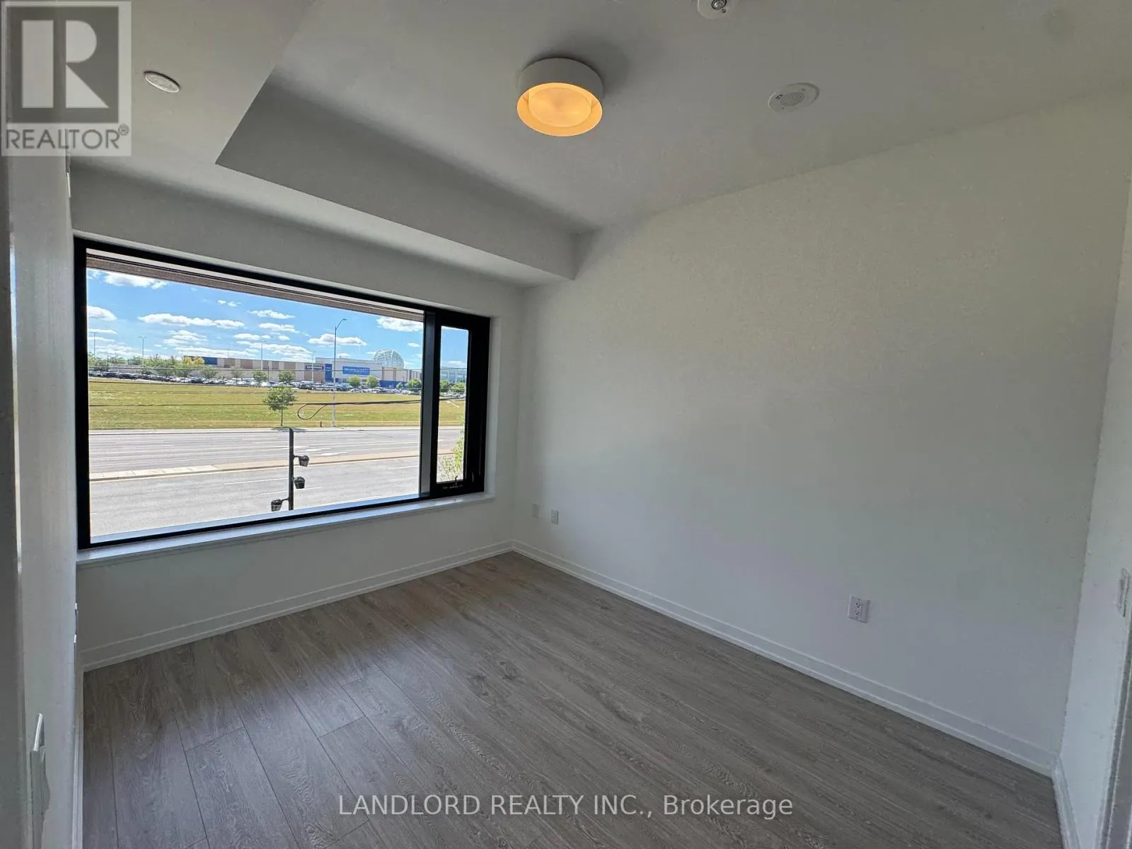 321 - 2485 EGLINTON AVENUE W