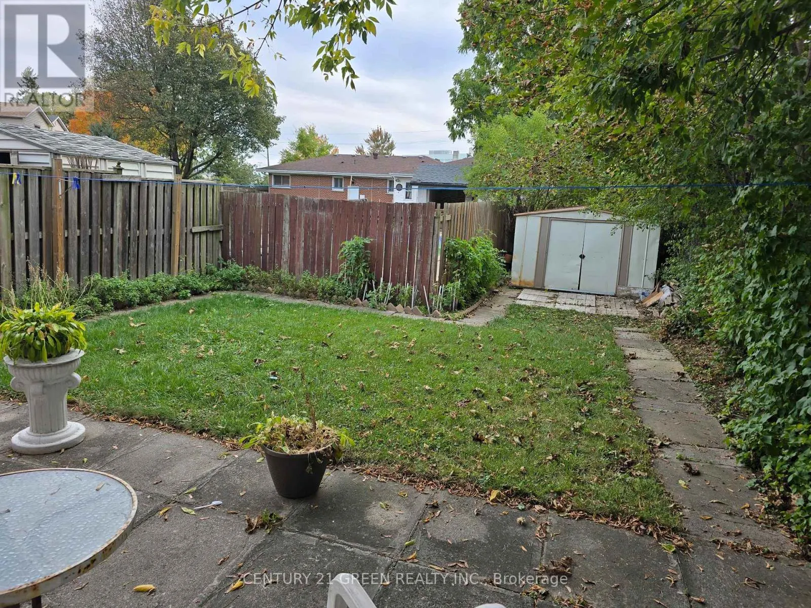 18 CURTIS DRIVE