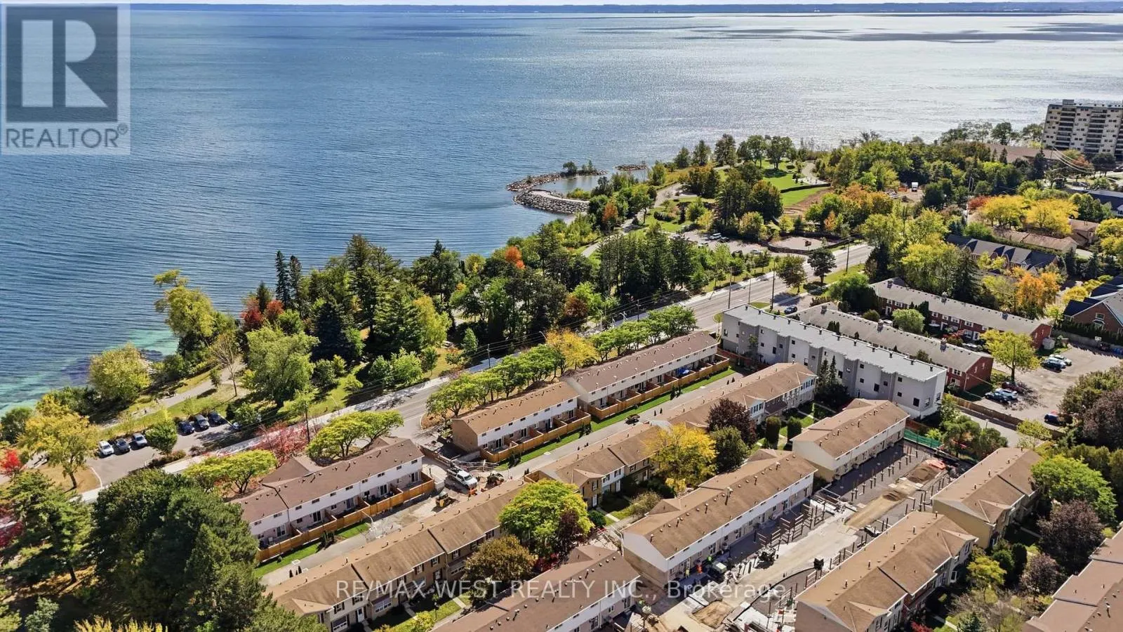 113 - 5475 LAKESHORE ROAD