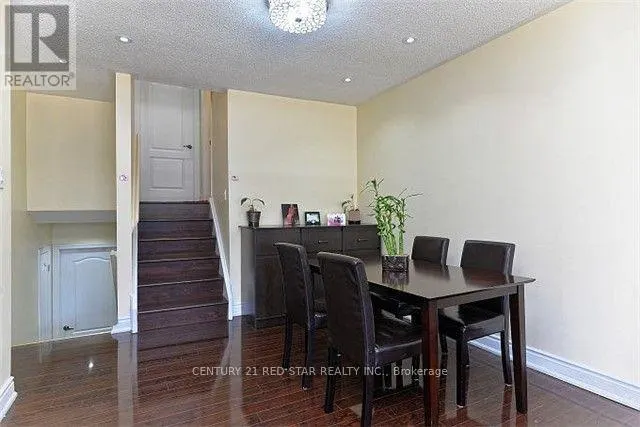 65 NEWSTEAD CRESCENT