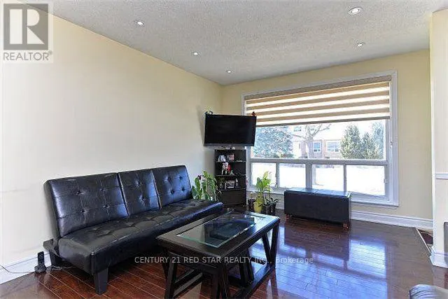 65 NEWSTEAD CRESCENT