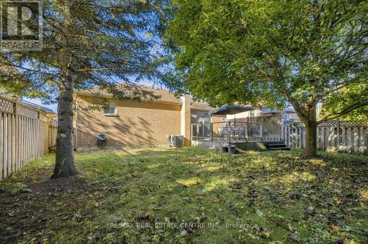 22 BIRCHWAY PLACE