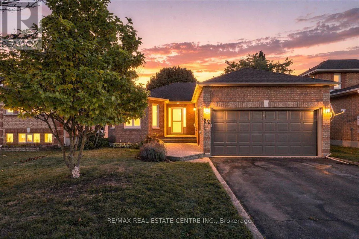 22 BIRCHWAY PLACE