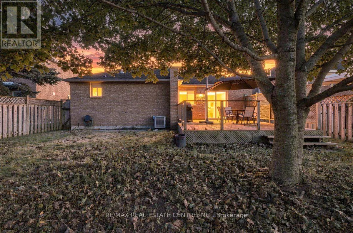 22 BIRCHWAY PLACE