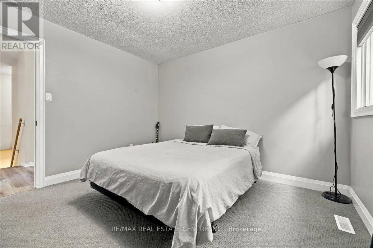 22 BIRCHWAY PLACE