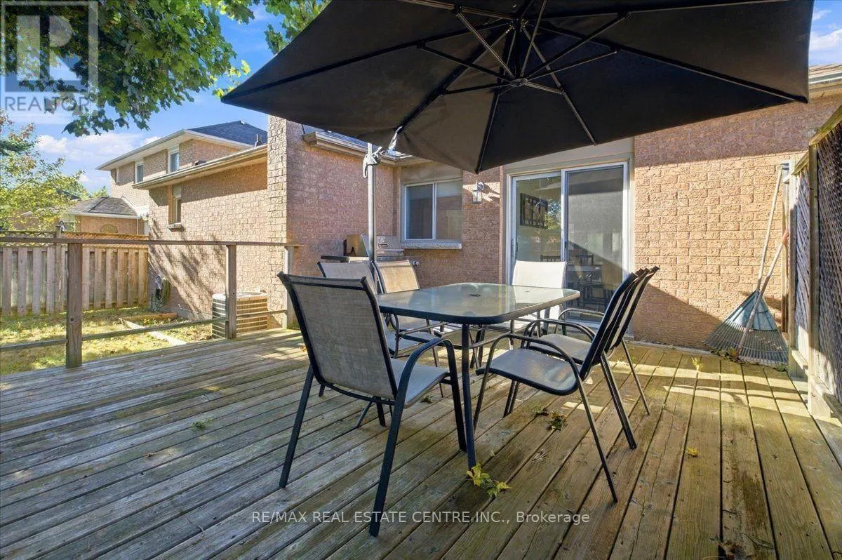 22 BIRCHWAY PLACE