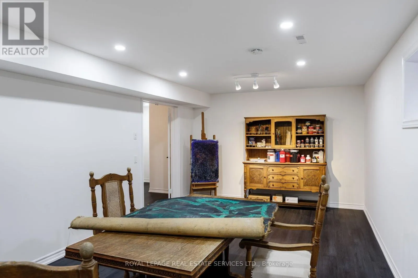 51 SKIPPER LANE