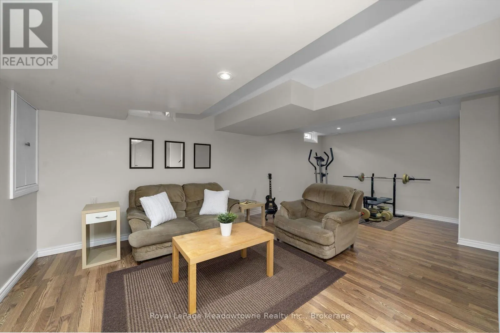 802 STARK CIRCLE
