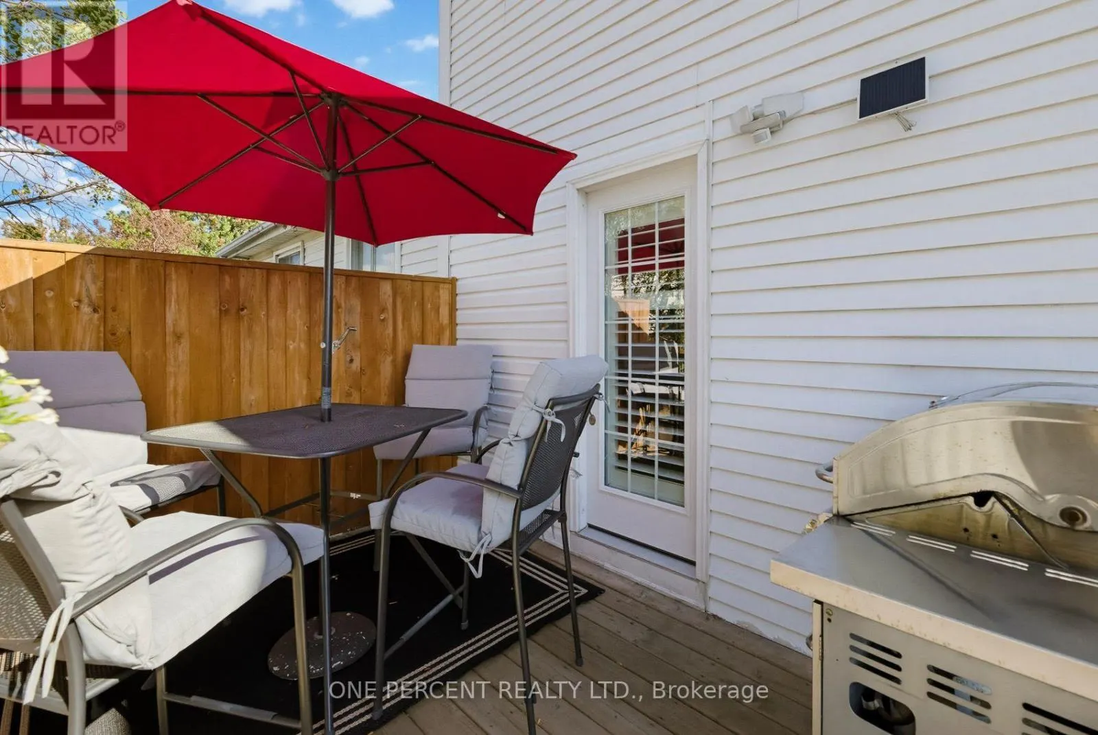 51 COURTLEIGH SQUARE