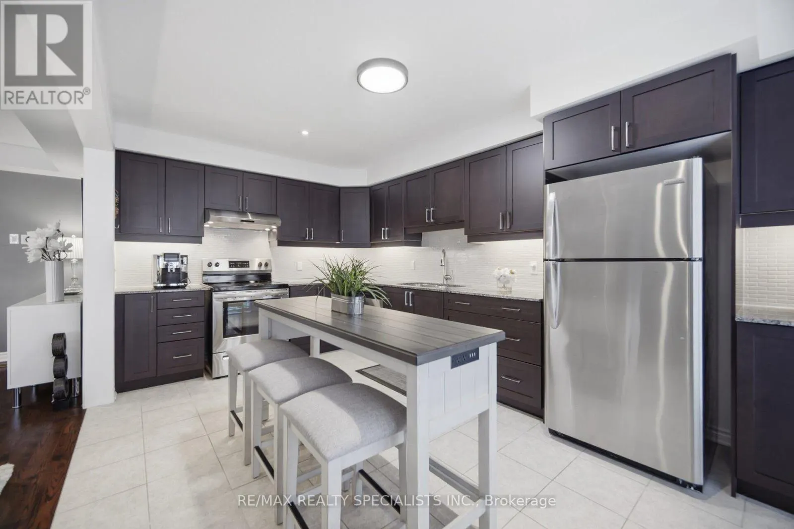 108 LEITERMAN DRIVE