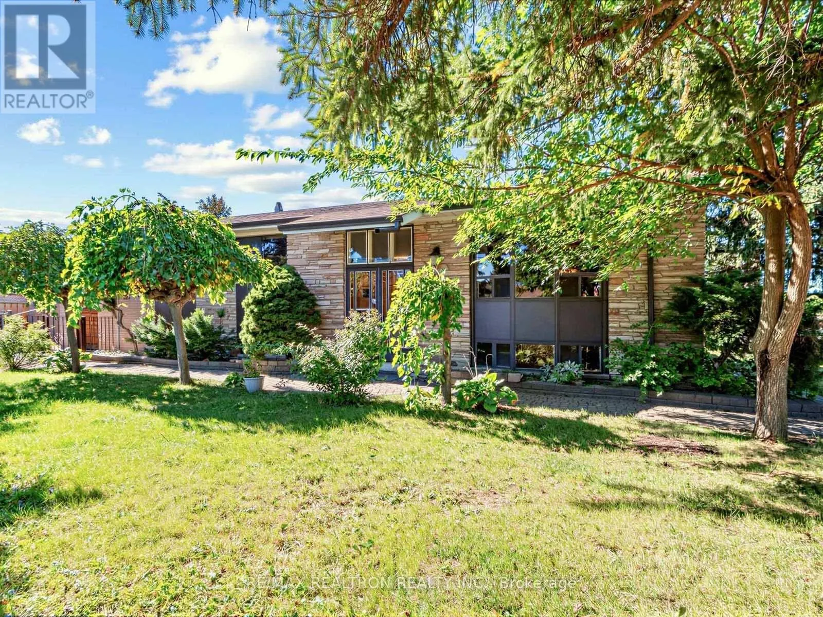 91 SPENVALLEY DRIVE