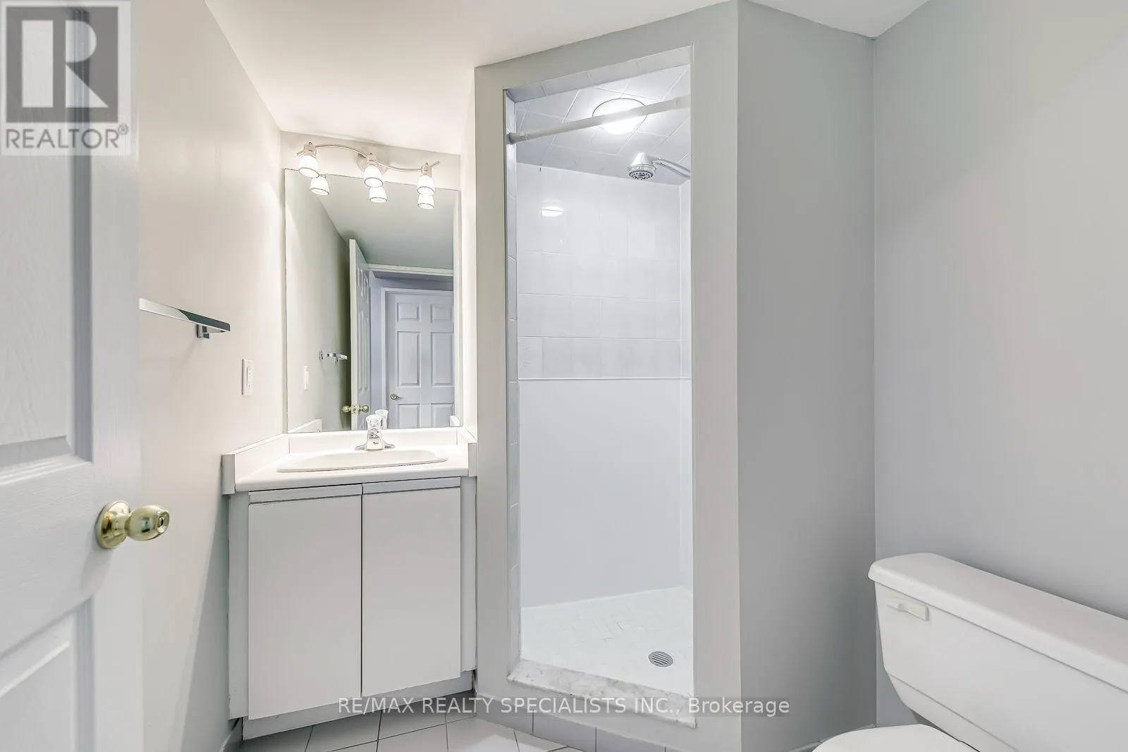 1605 - 2177 BURNHAMTHORPE ROAD W