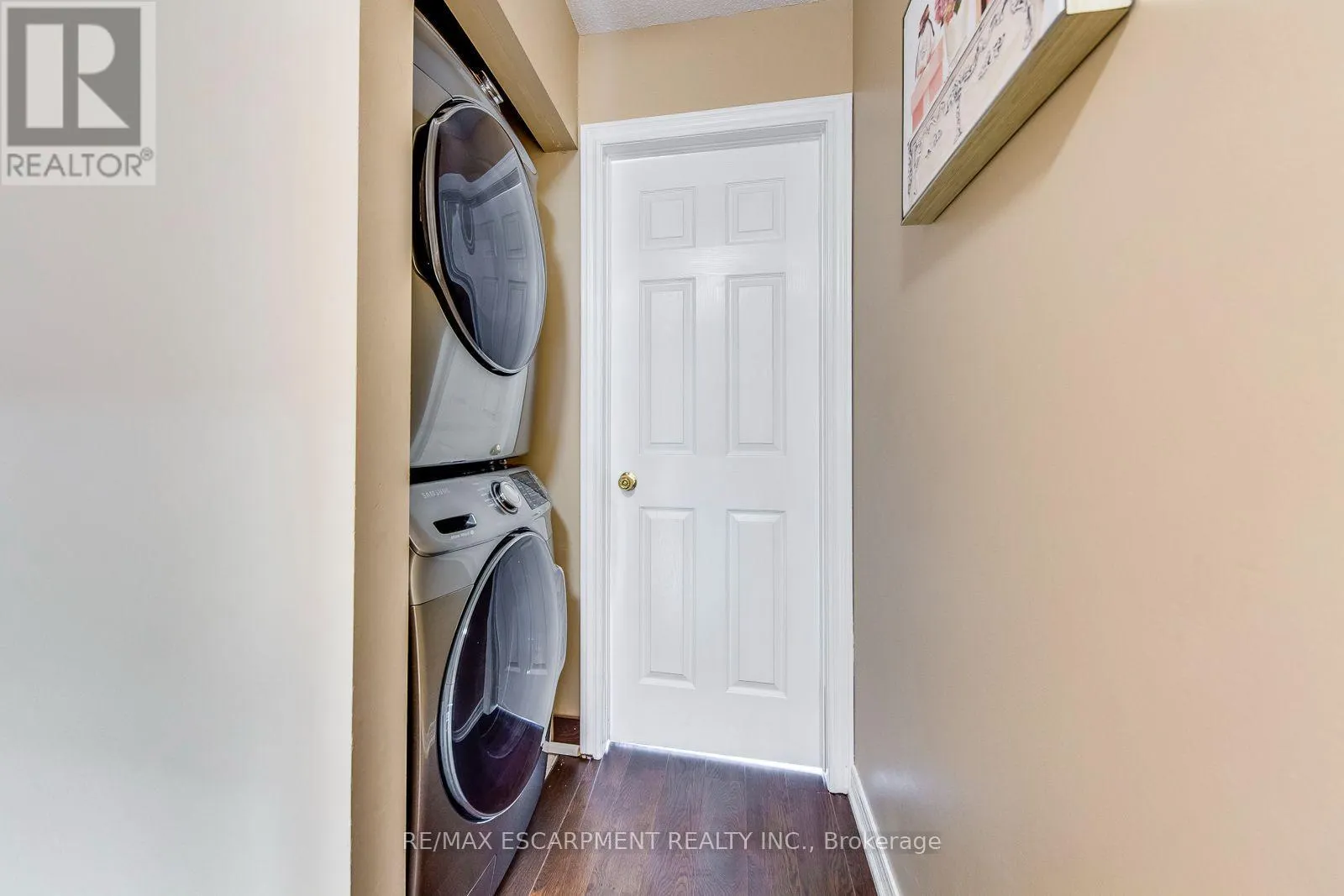 51 - 1751 LAMPMAN AVENUE