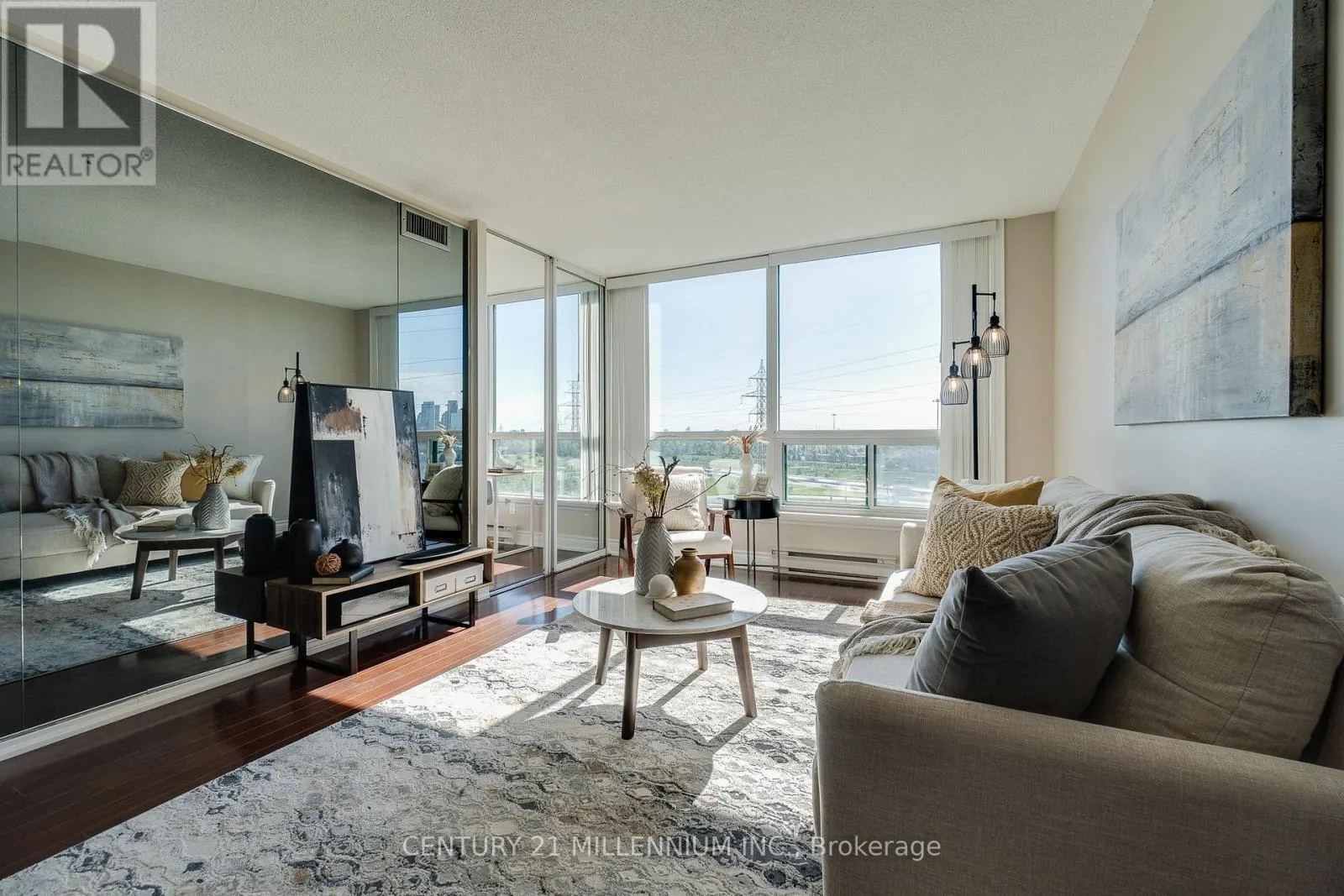 902 - 4450 TUCANA COURT
