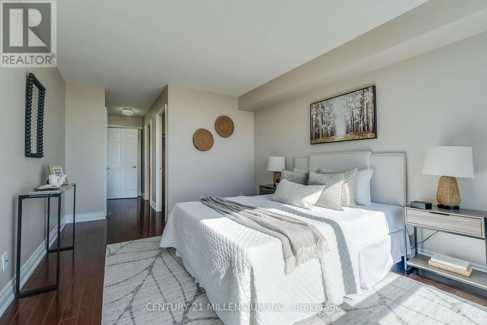 902 - 4450 TUCANA COURT