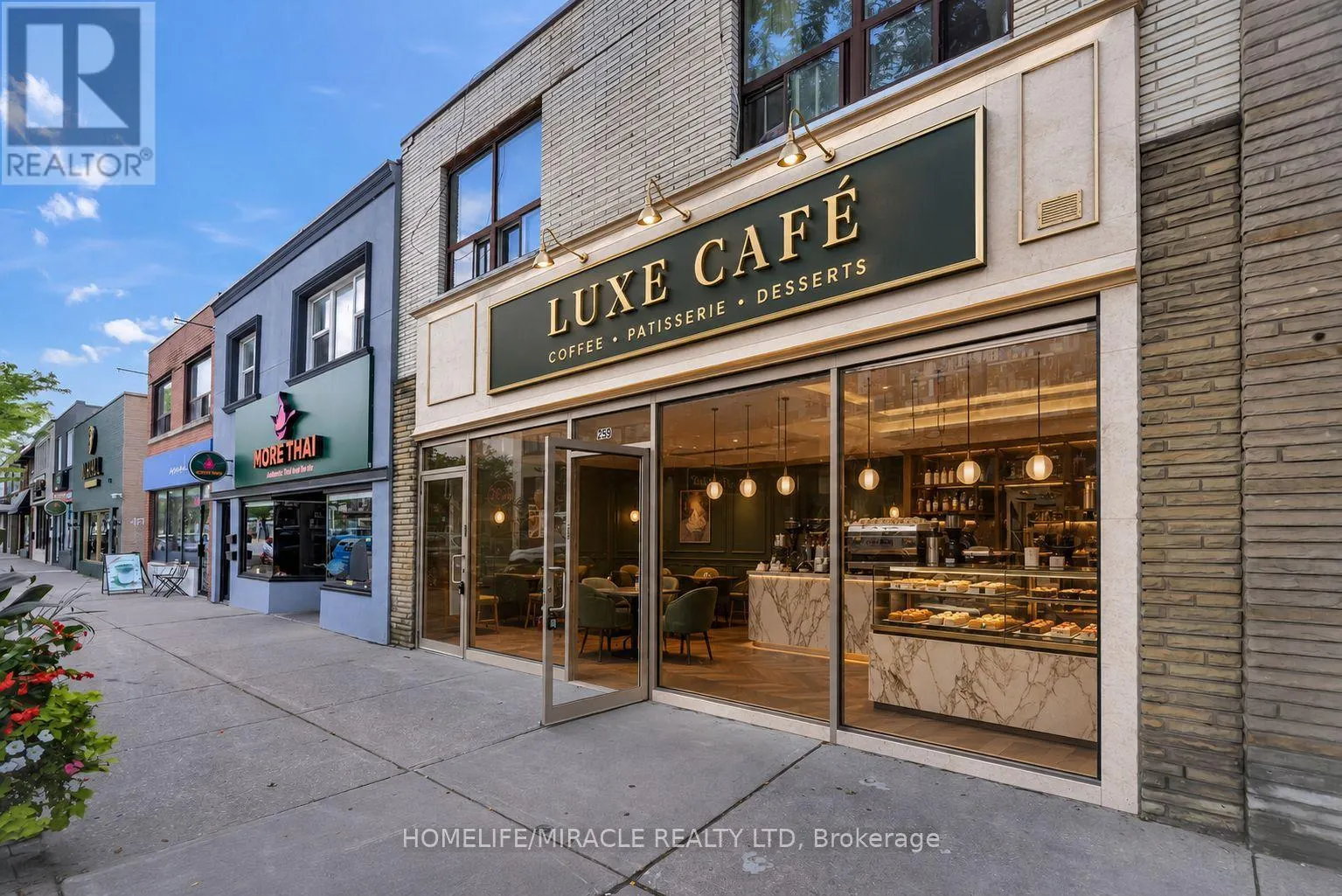 259 LAKESHORE ROAD E