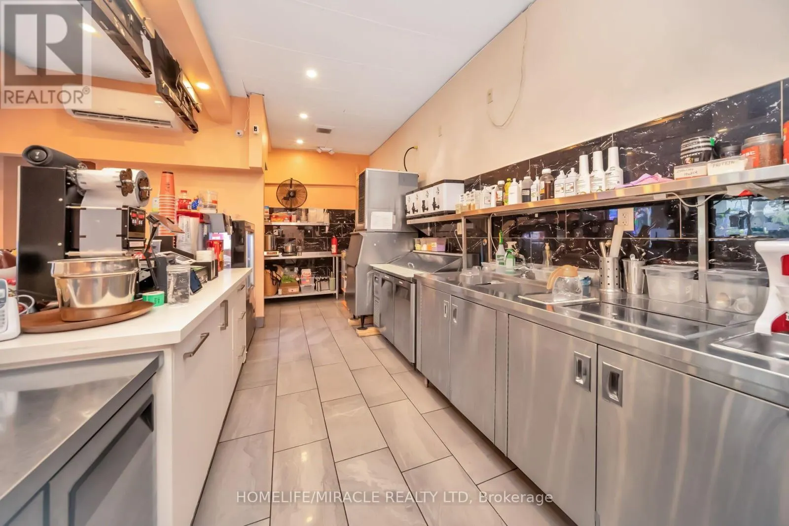 259 LAKESHORE ROAD E