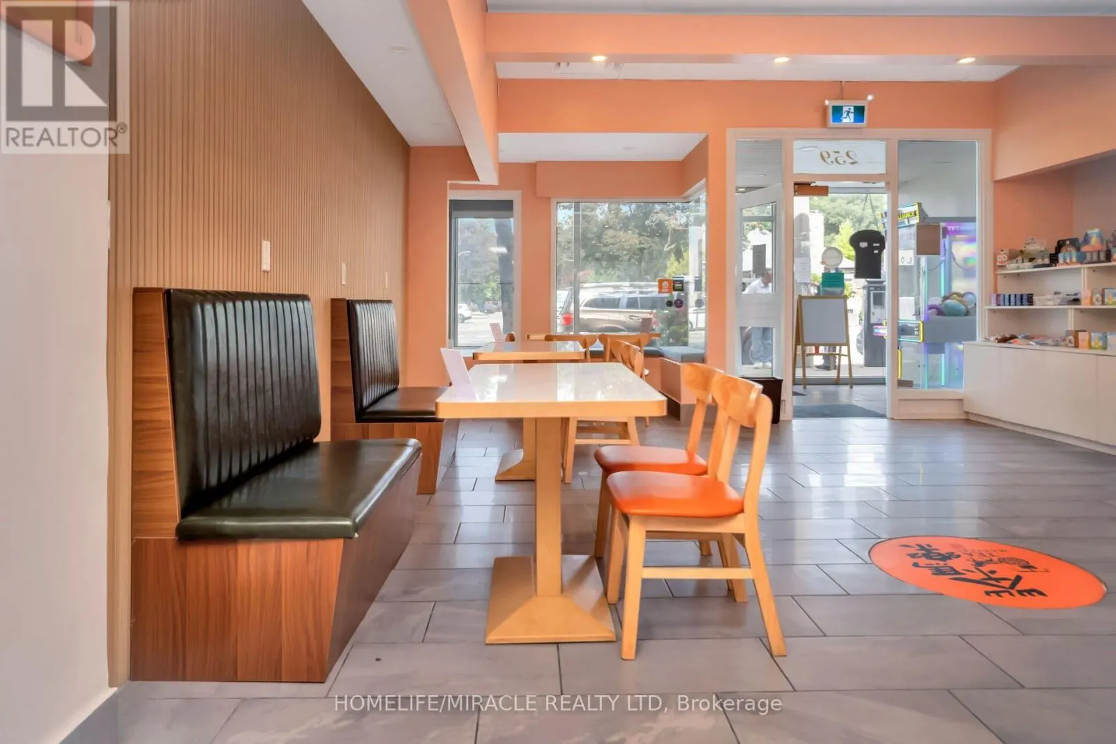 259 LAKESHORE ROAD E