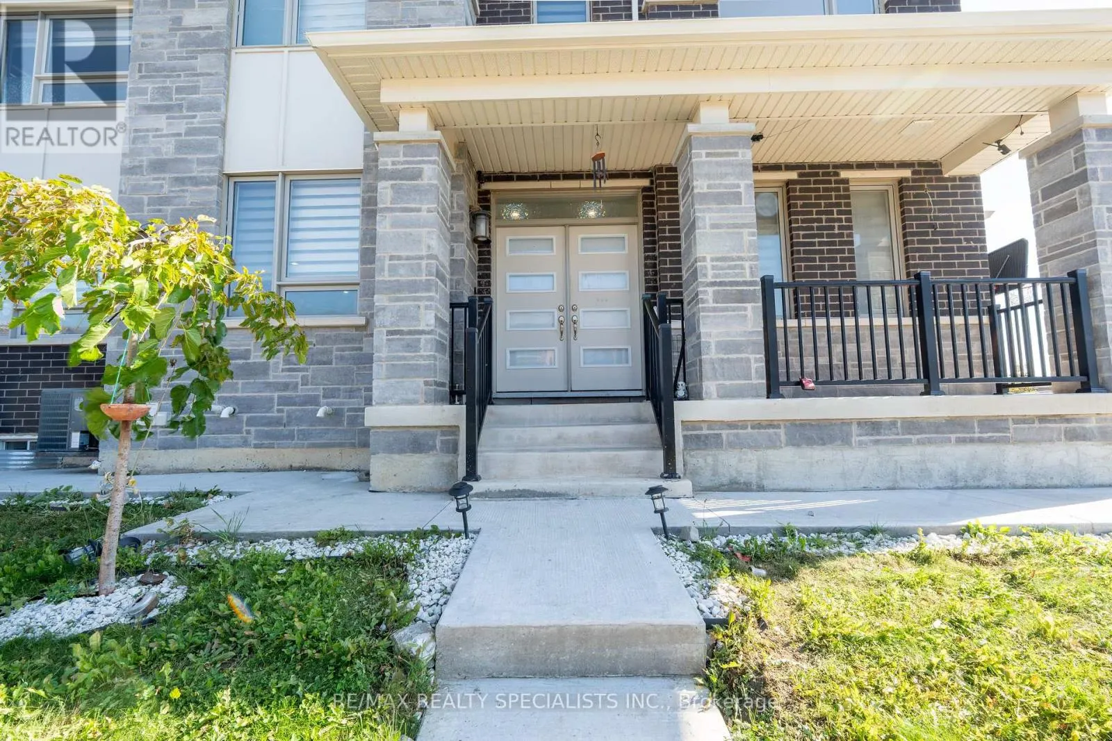1 BOOTHILL DRIVE