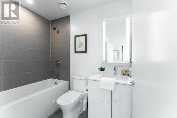 1207 - 270 DUFFERIN STREET W