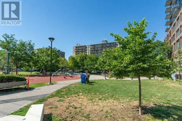 1207 - 270 DUFFERIN STREET W