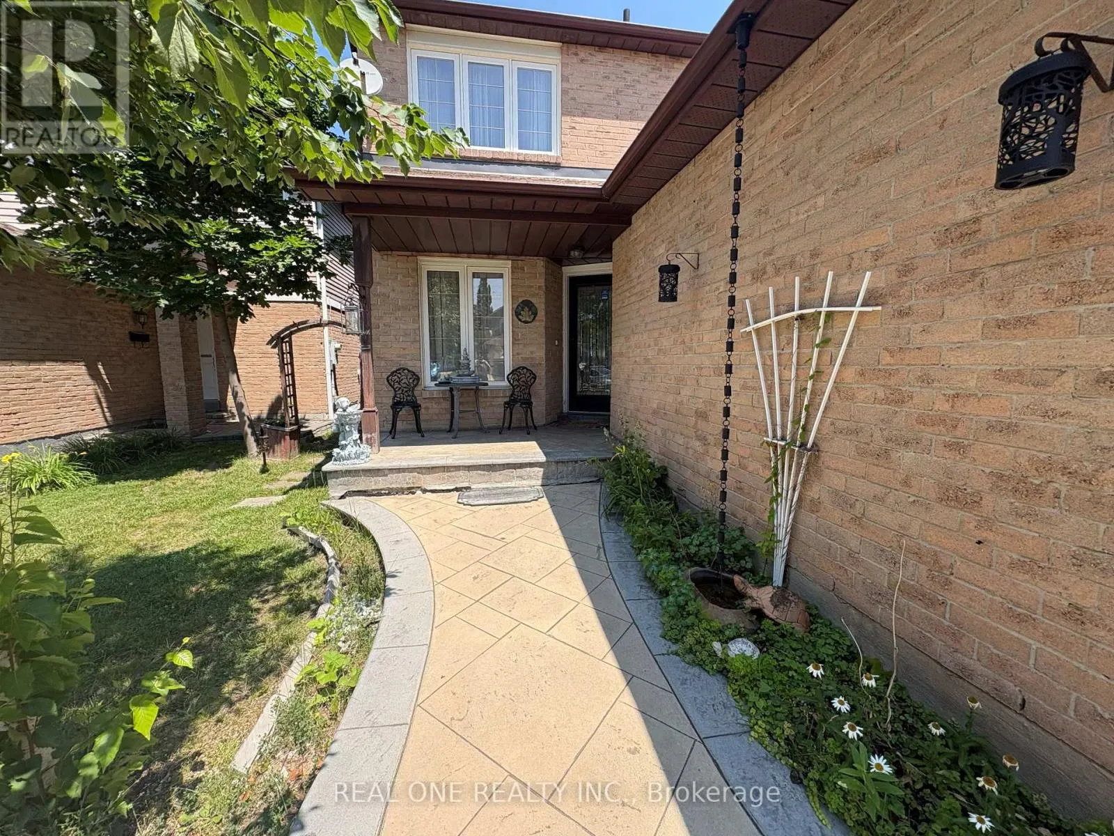 3245 CAMBOURNE CRESCENT