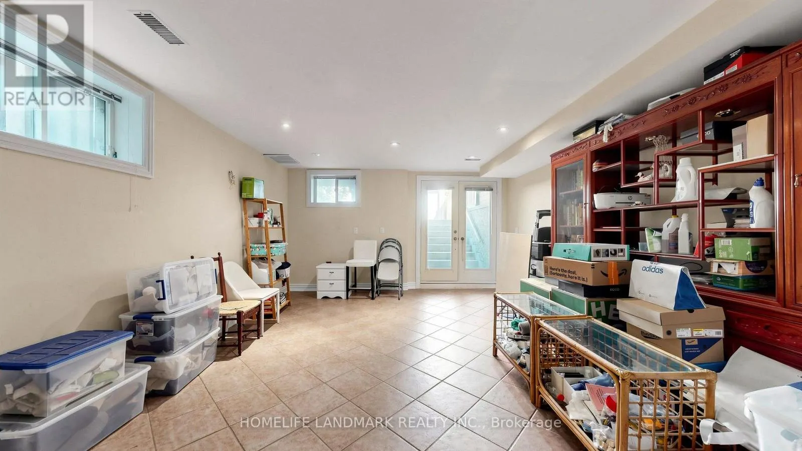 357 BARTLETT AVENUE N