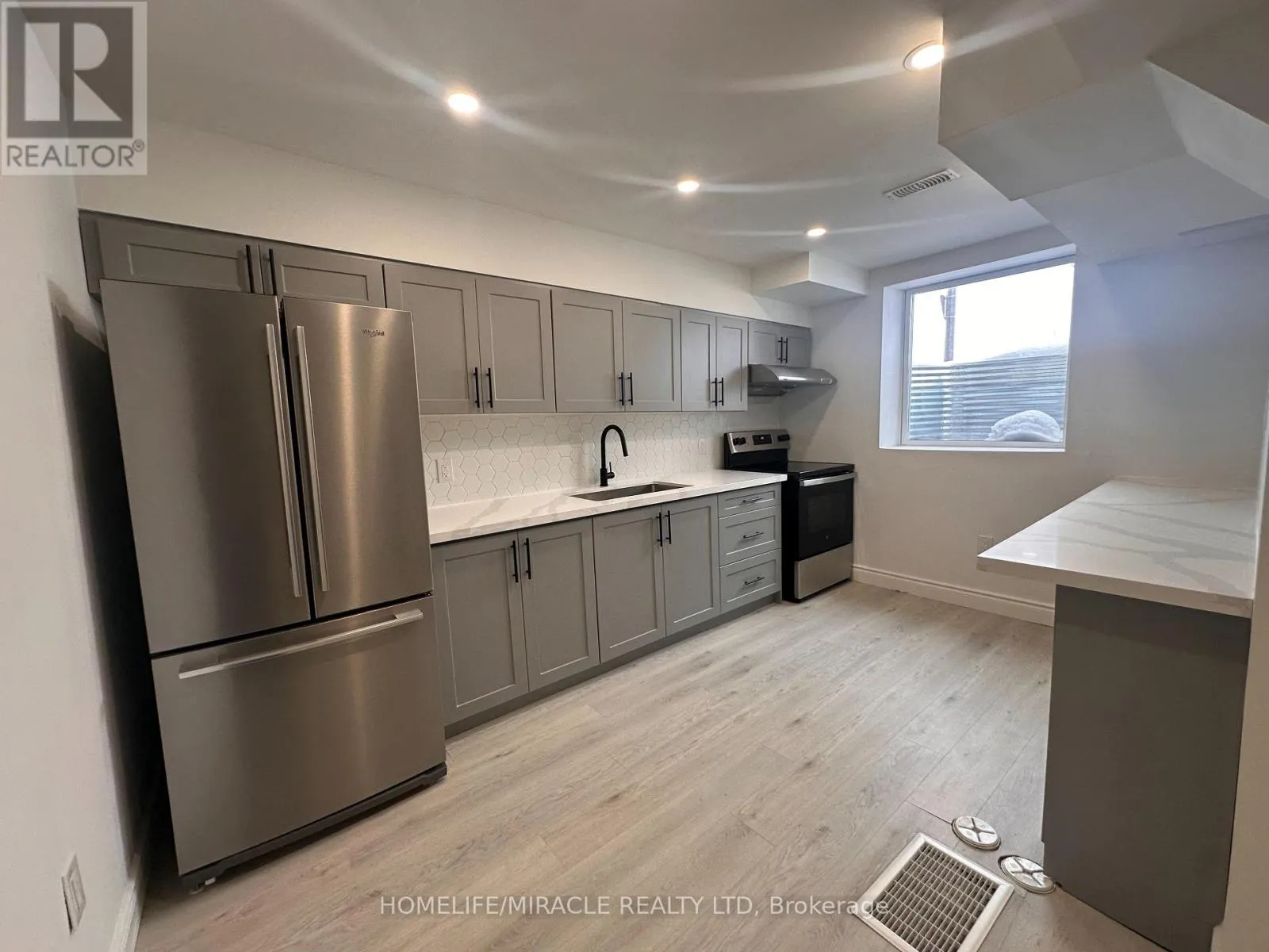 2 - 30 SKYRIDGE DRIVE