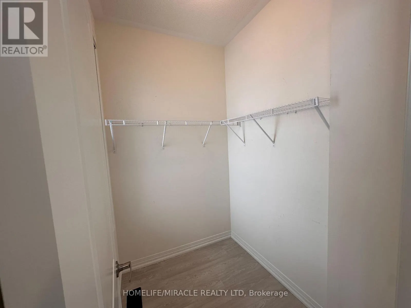 2 - 30 SKYRIDGE DRIVE