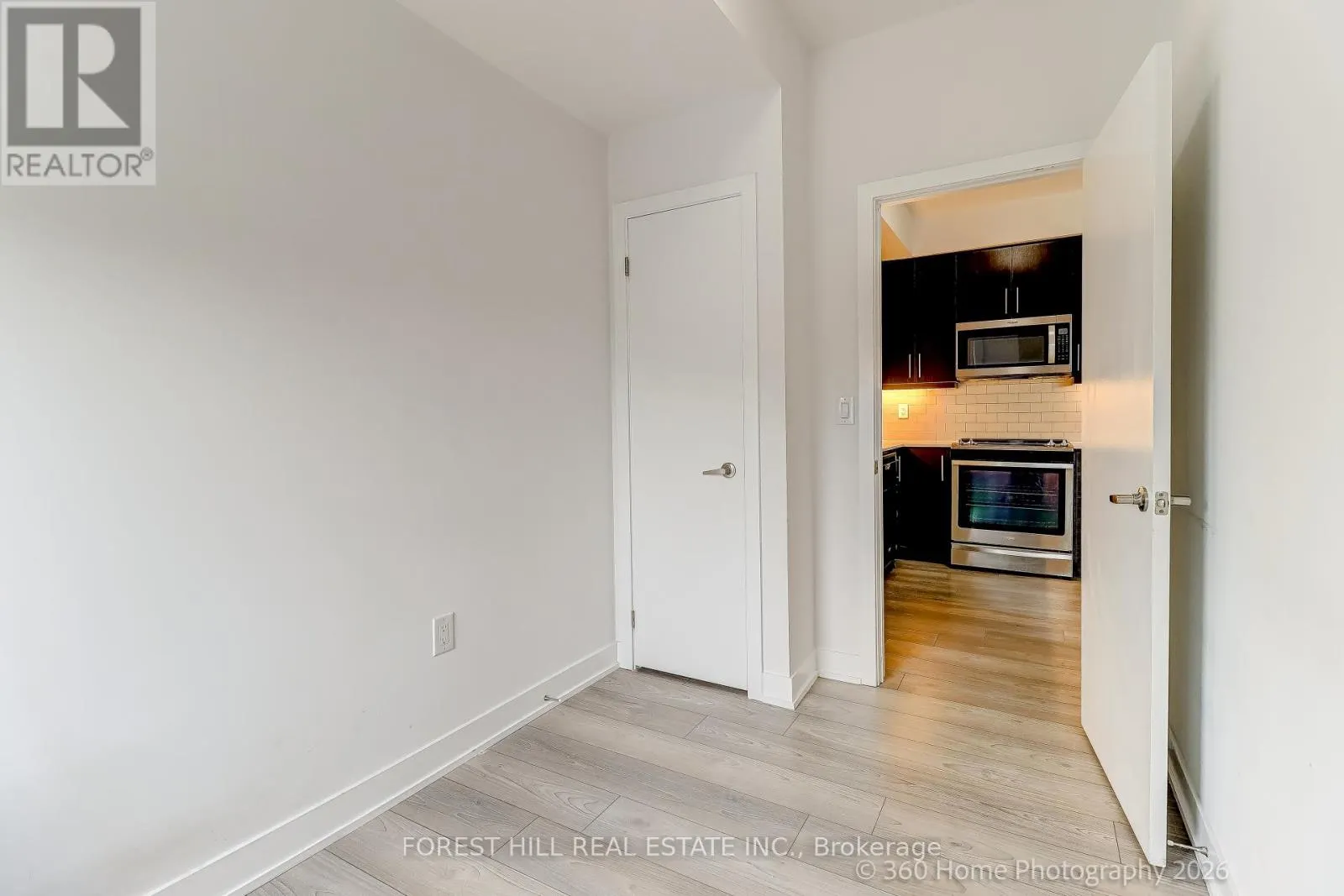 12 - 3472 WIDDICOMBE WAY