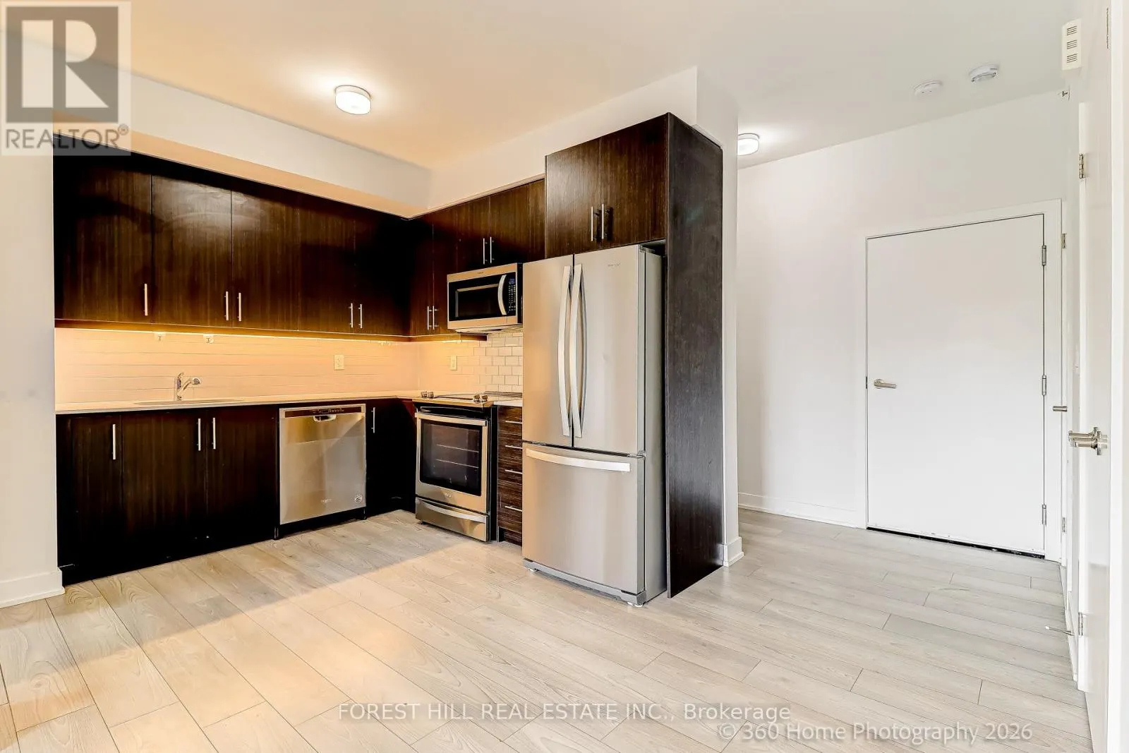 12 - 3472 WIDDICOMBE WAY