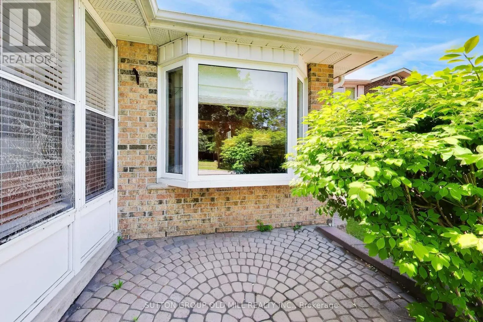 251 CHALFIELD LANE