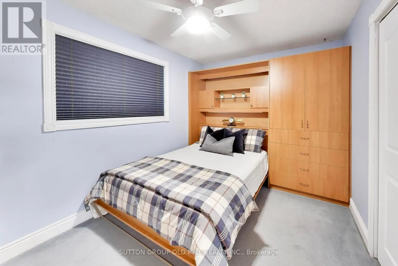 251 CHALFIELD LANE