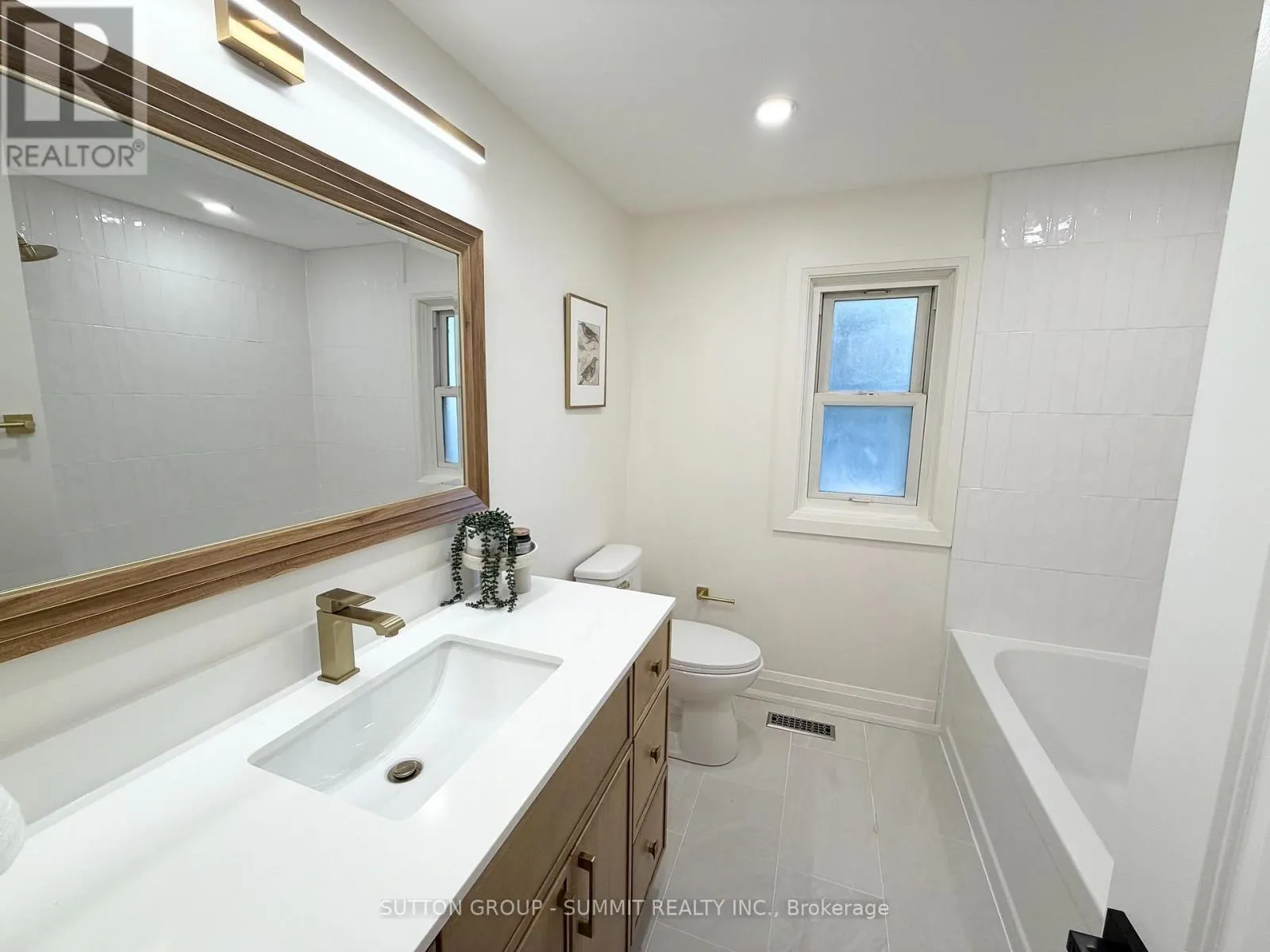 2379 MARYVALE COURT
