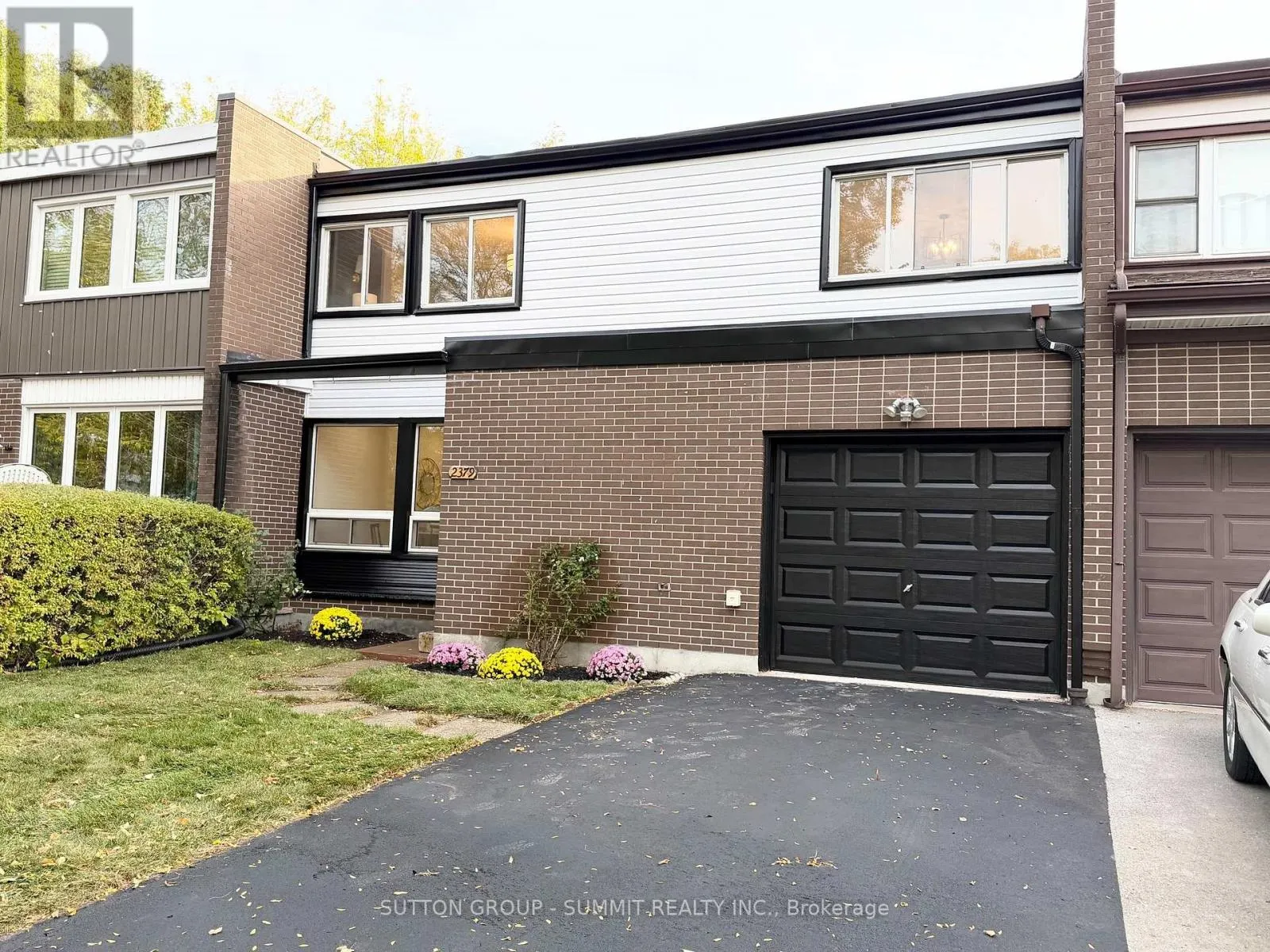 2379 MARYVALE COURT