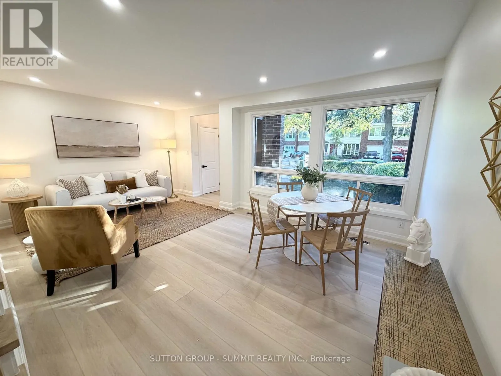 2379 MARYVALE COURT