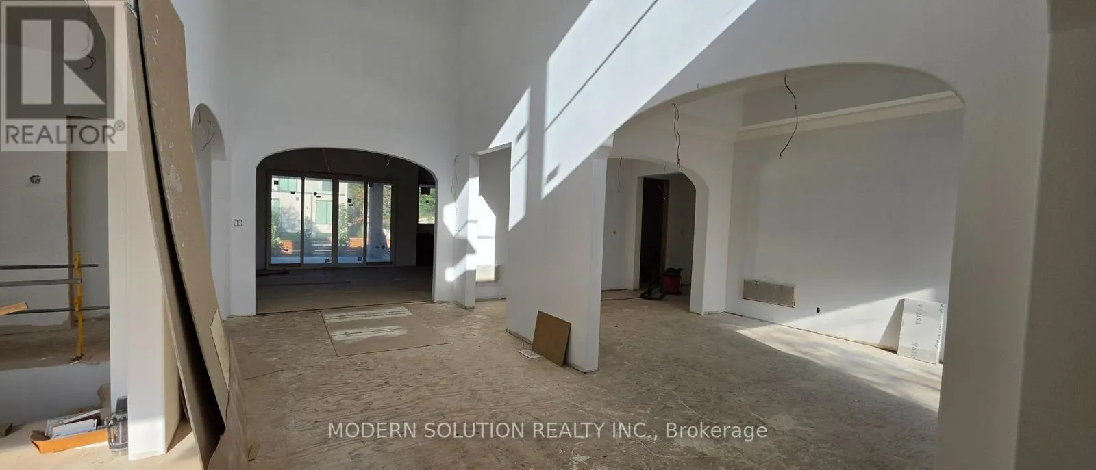 1623 MAGENTA COURT