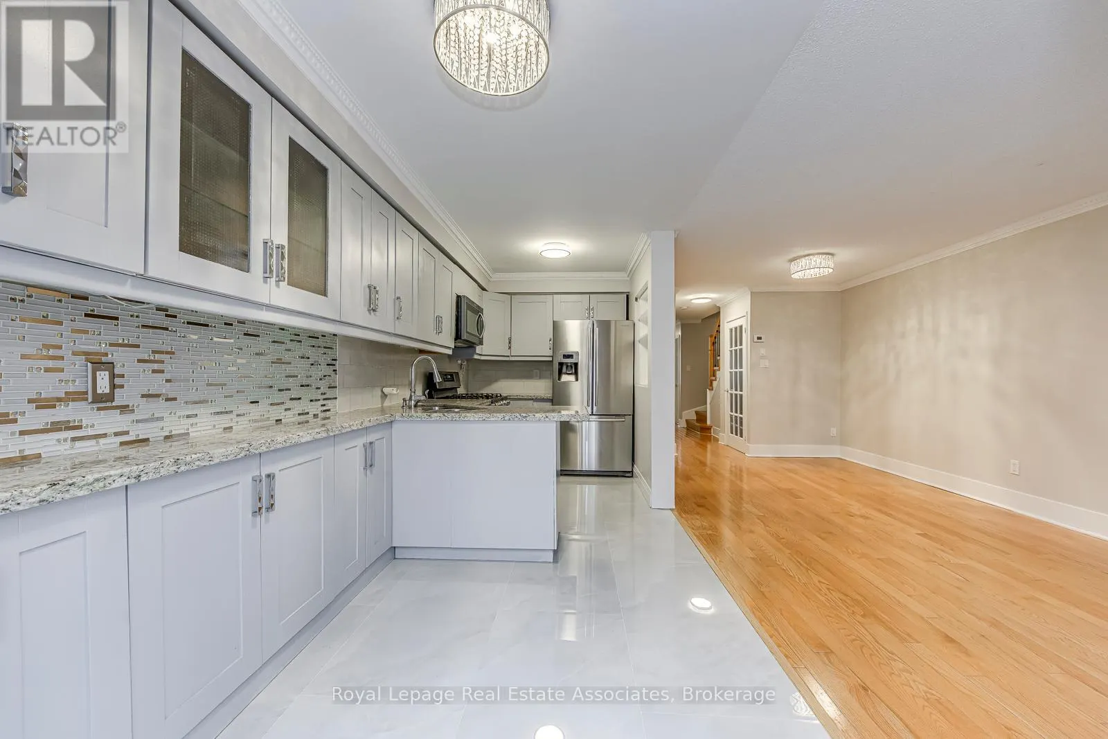 6978 LISANNE COURT