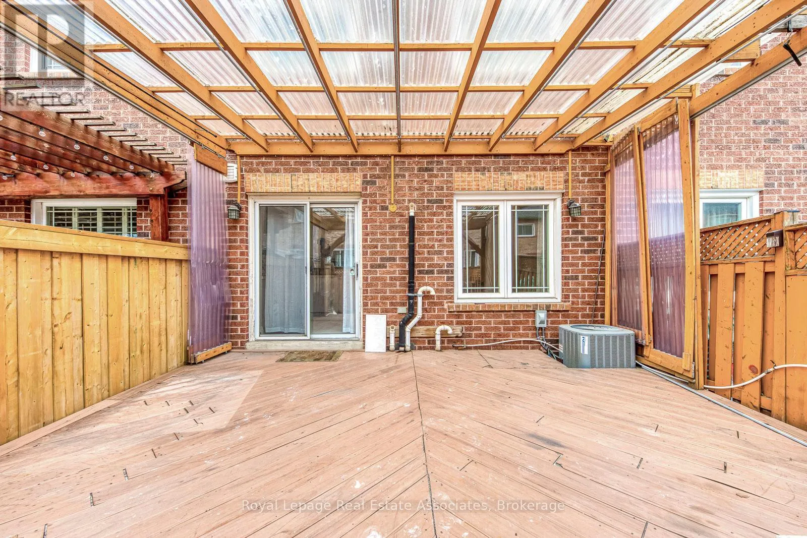6978 LISANNE COURT