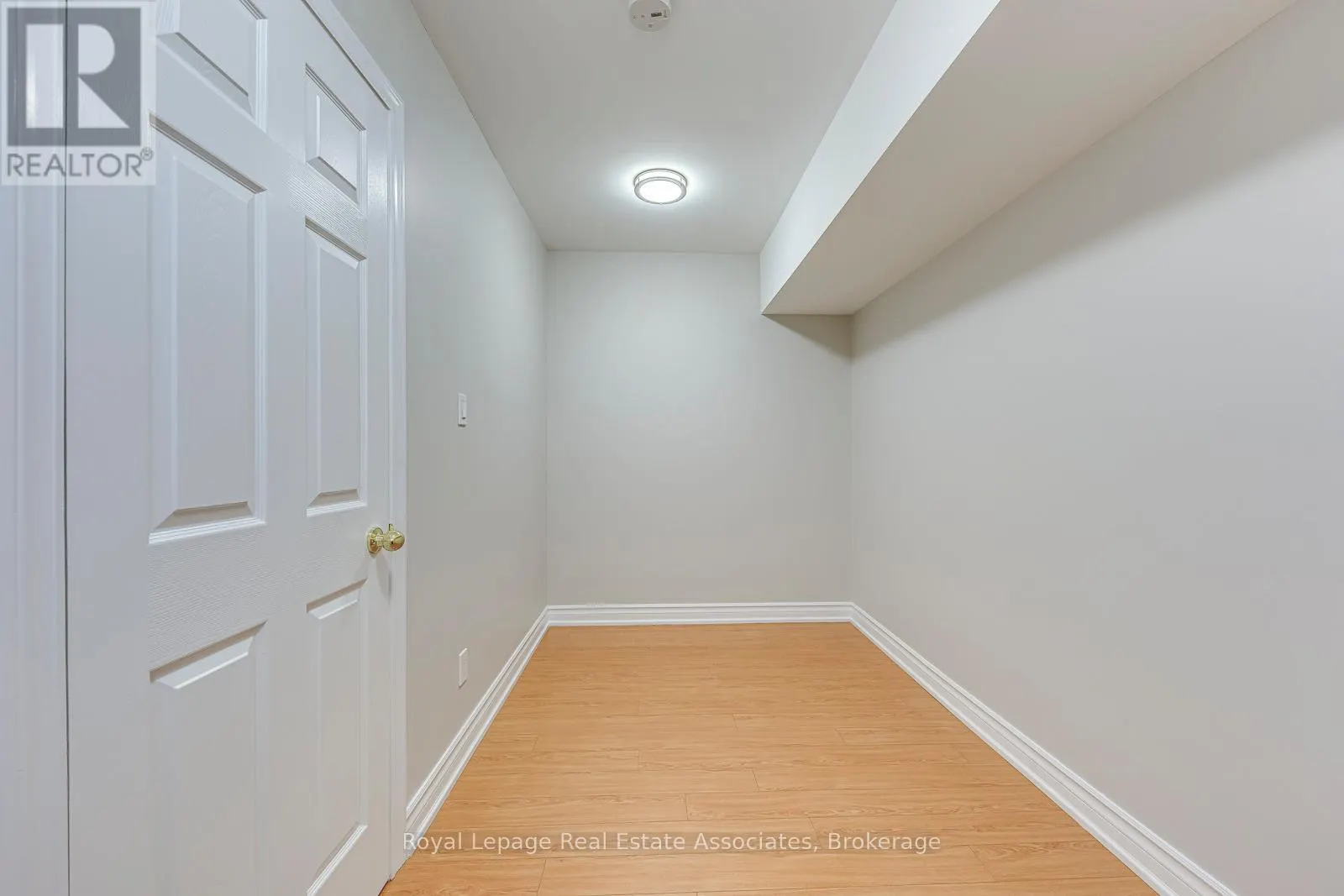6978 LISANNE COURT