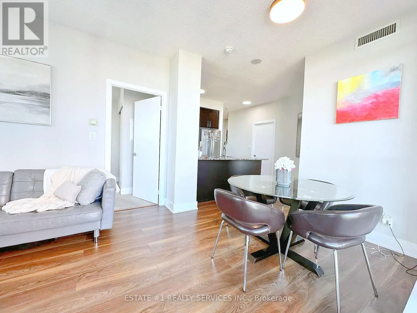 LPH2 - 4065 BRICKSTONE MEWS