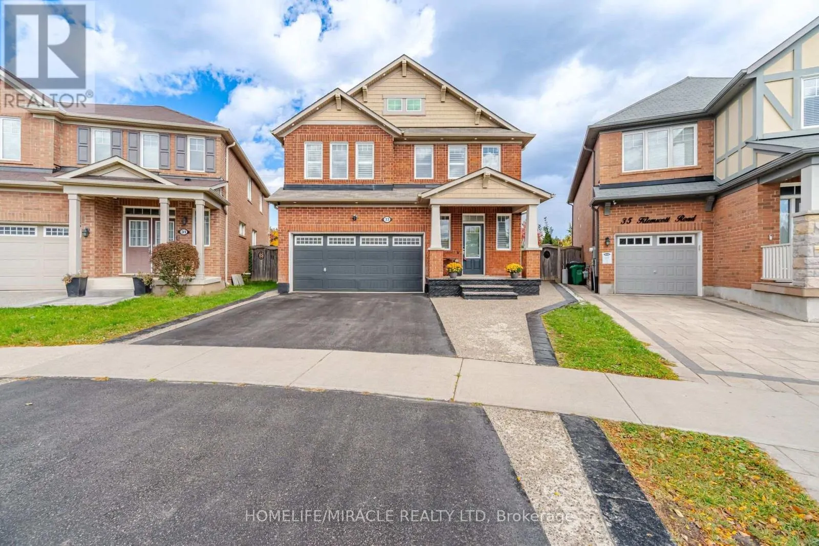 33 KLEMSCOTT ROAD