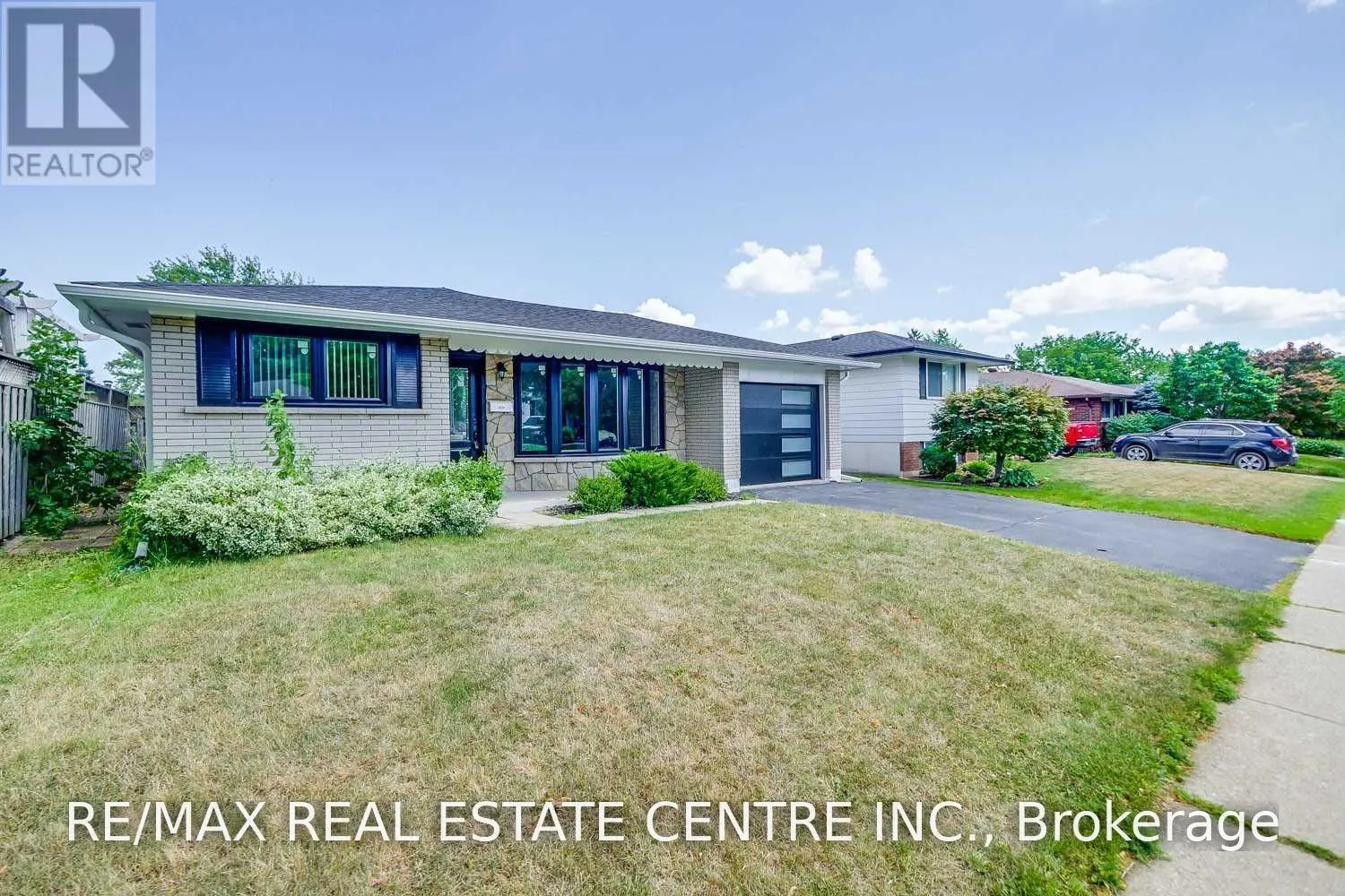 2134 MEADOWBROOK ROAD