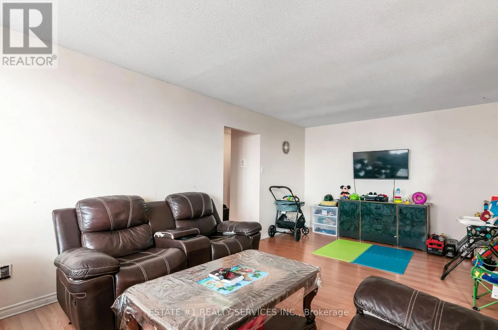 402 - 3555 DERRY ROAD E