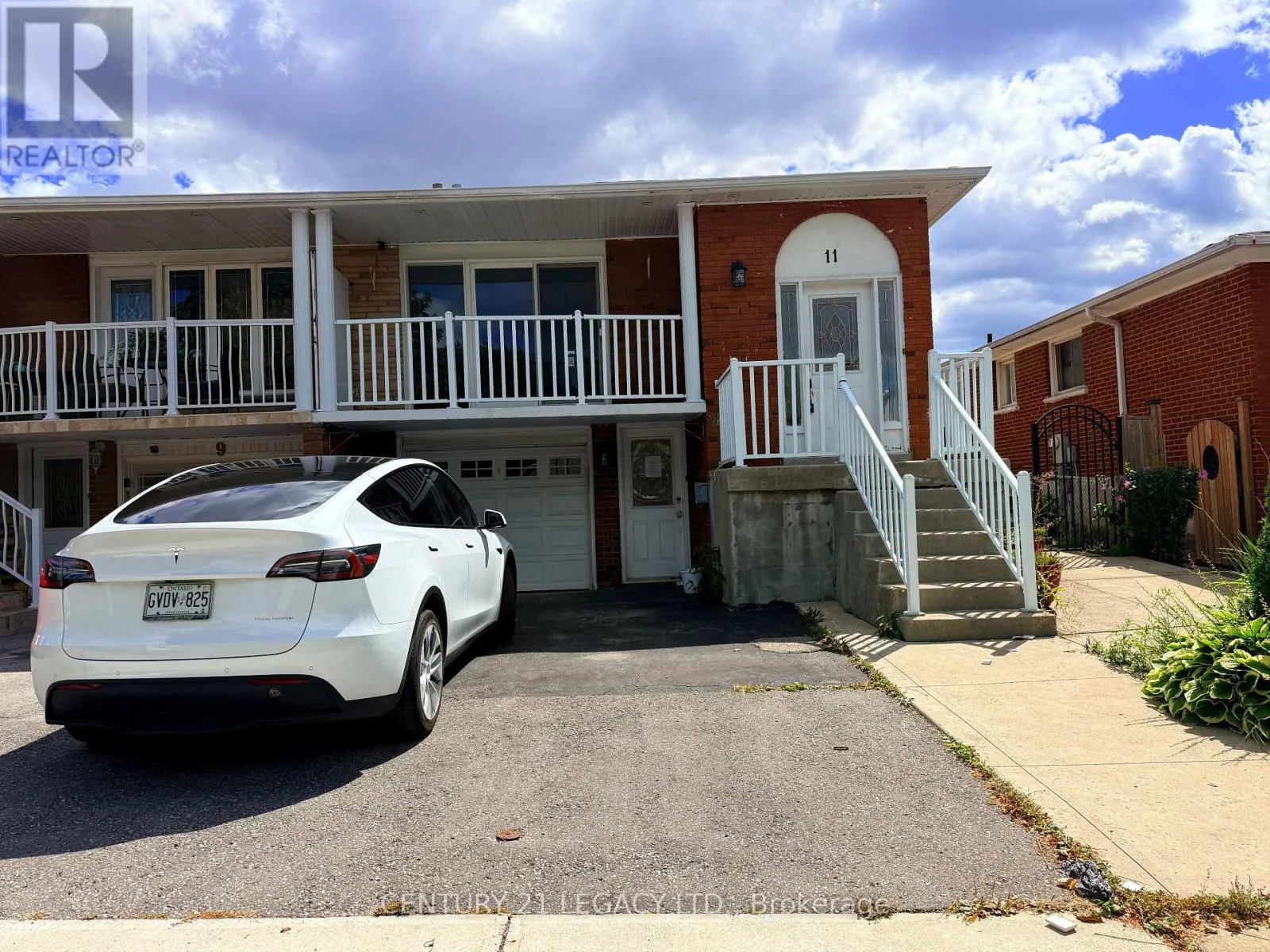 11 TOLTON DRIVE