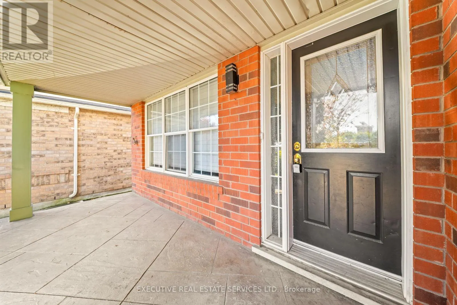 34 WORTHINGTON AVENUE