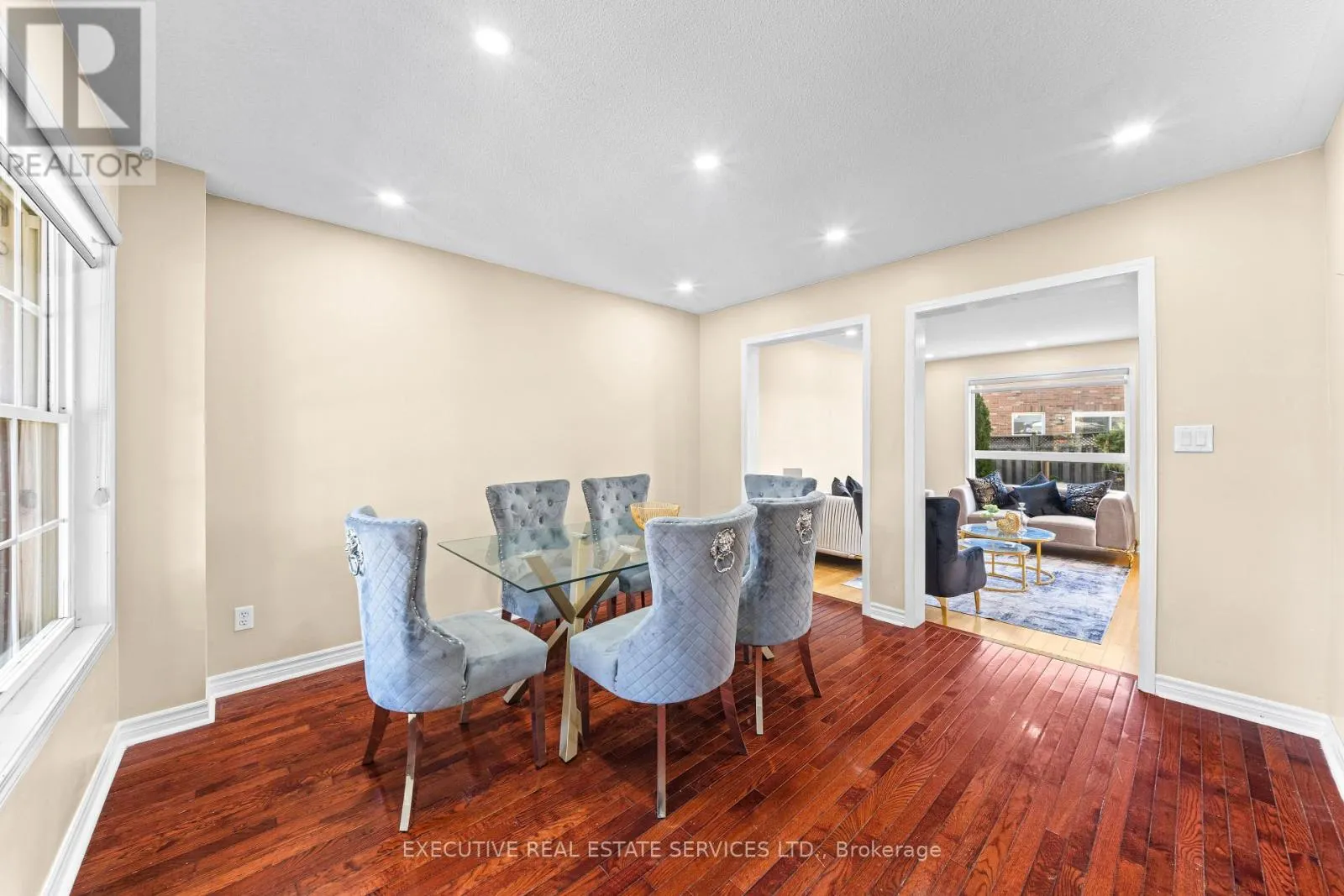 34 WORTHINGTON AVENUE